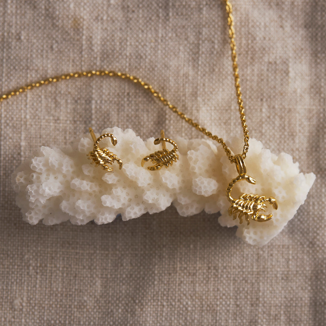 Scorpion Necklace Gold