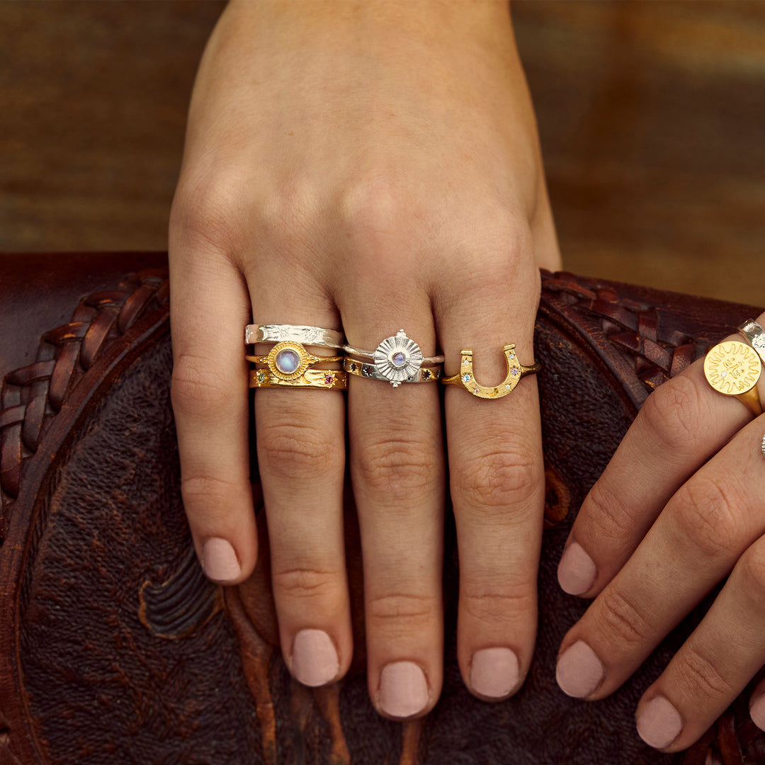 Elara Rainbow Moonstone Ring Gold