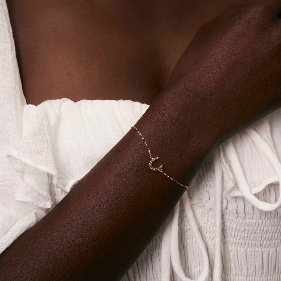Lucky Horseshoe Bracelet Gold