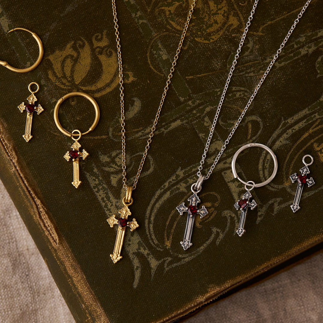 Gothic Heart Cross Gold
