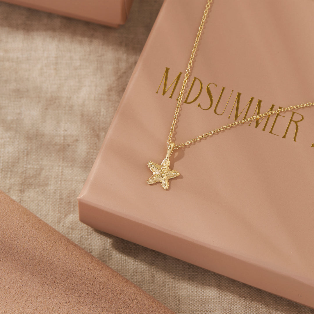Dainty Starfish Necklace Gold