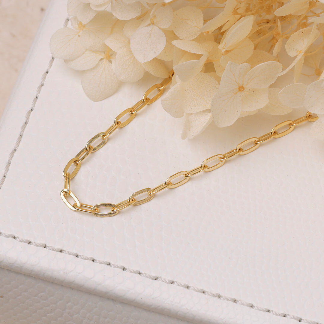 Oval Link Chain Gold