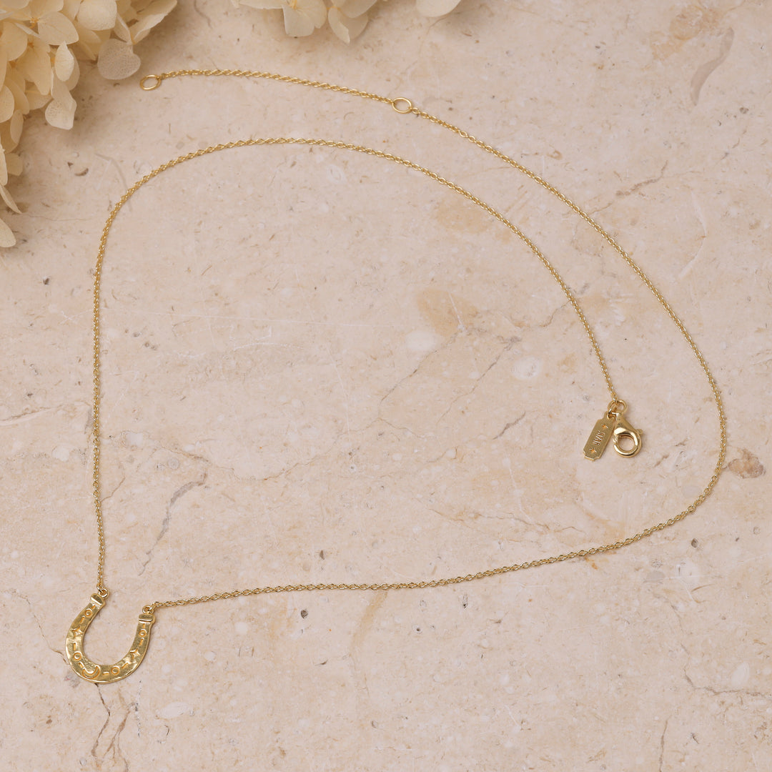 Lucky Horseshoe Necklace Gold