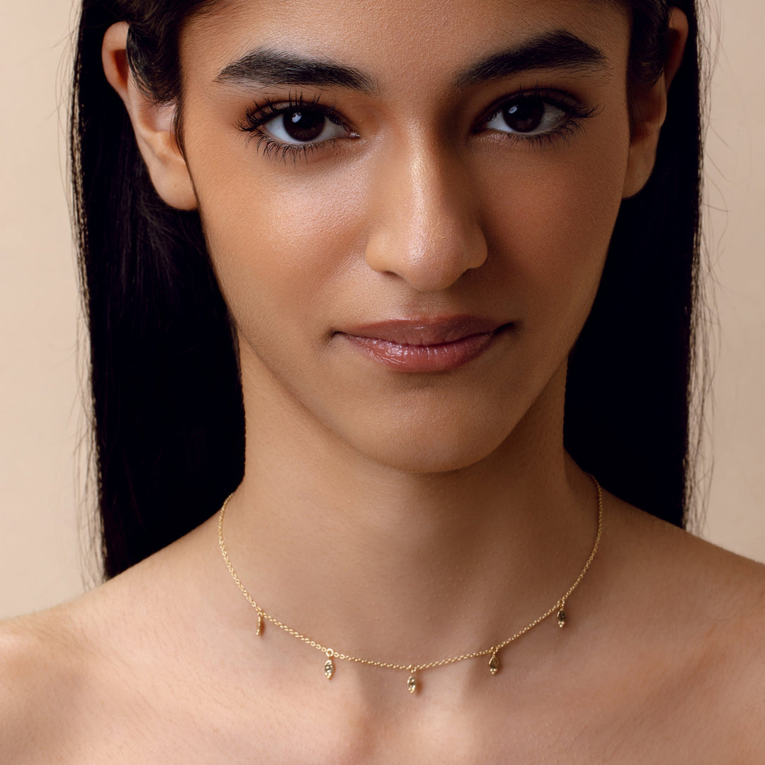 Glistening Drops Choker Gold