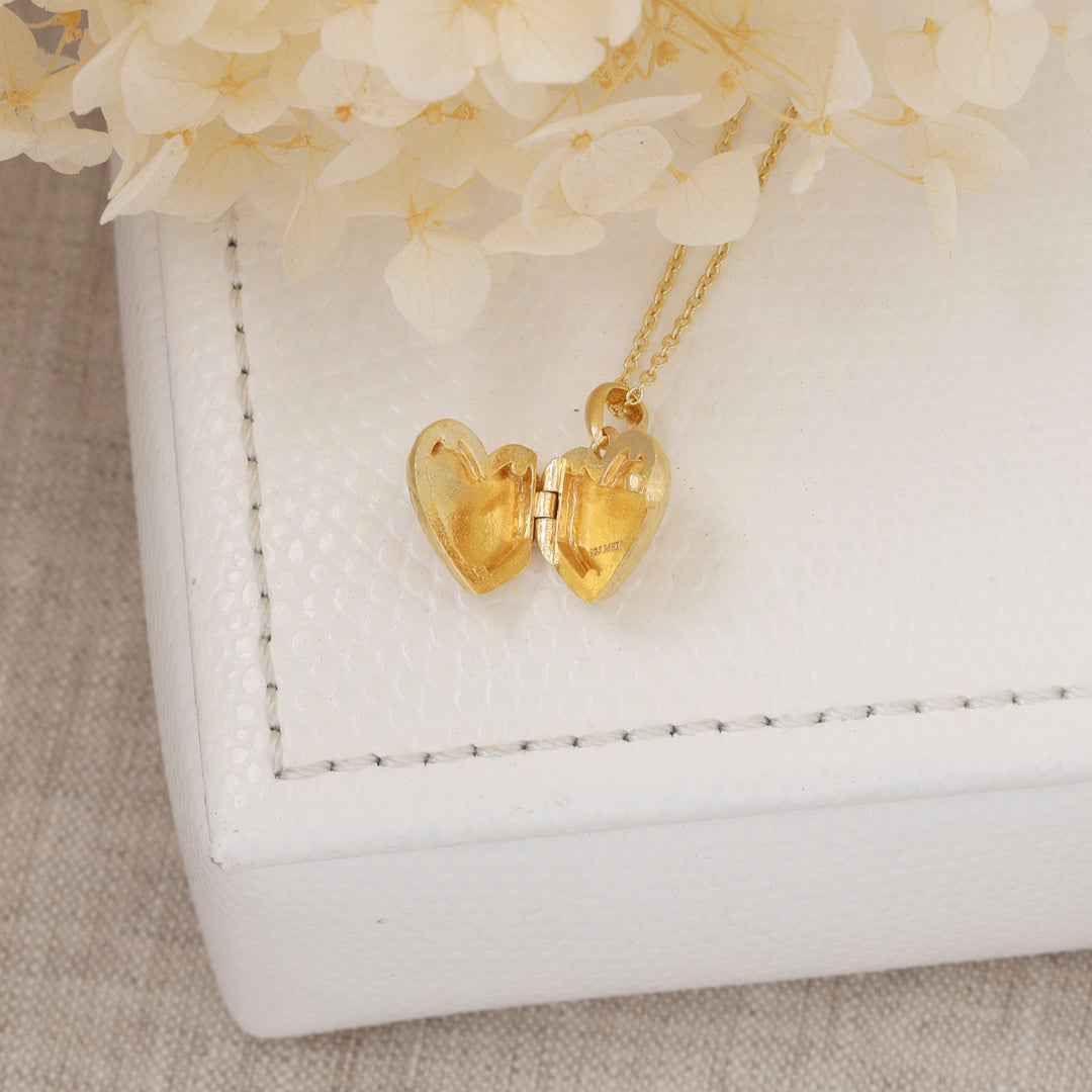 Eternal Love Garnet Locket Gold