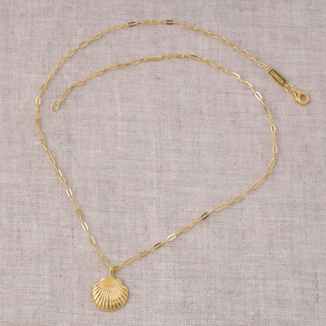 Sandshell Necklace Gold