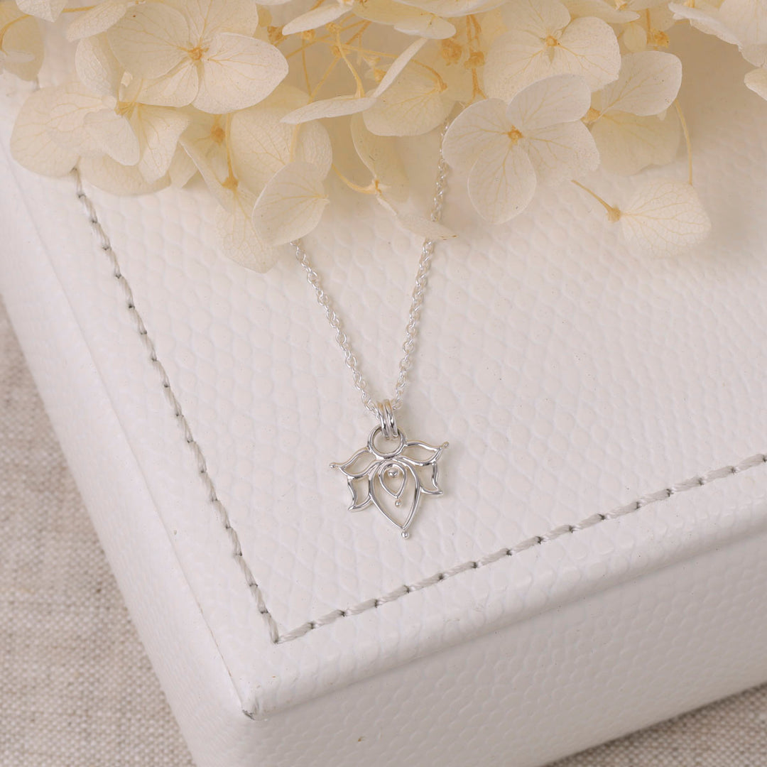 Dainty Lotus Necklace