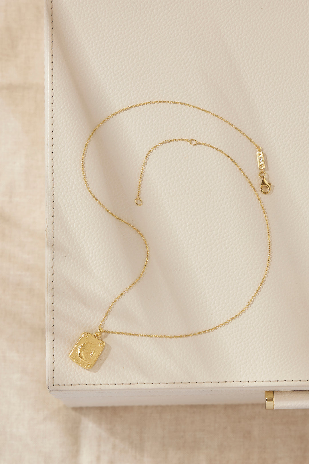 Starseed Locket Gold