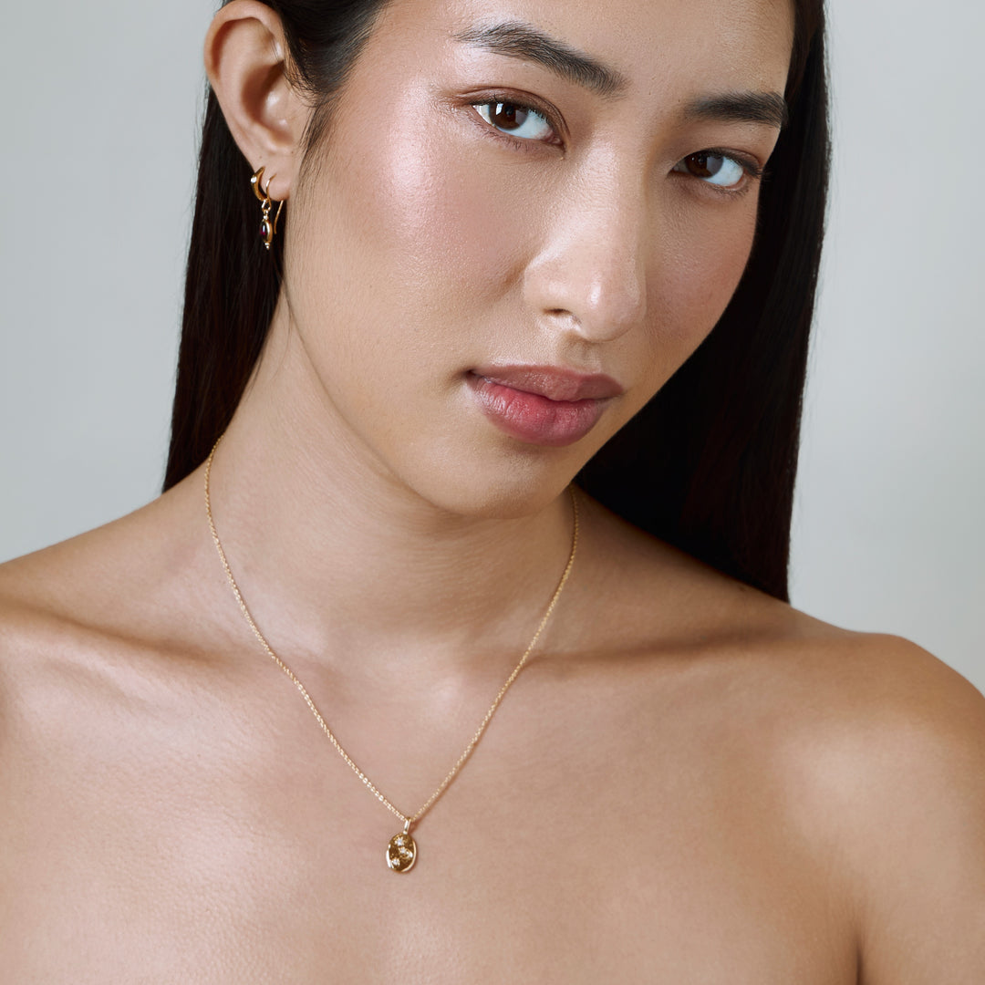 Celeste Pendant Necklace Gold