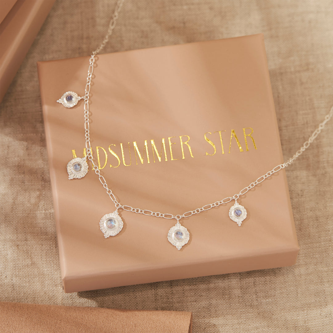 Dreamy Veya Moonstone Necklace