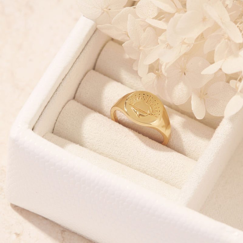 Whale Dancer Ring Gold