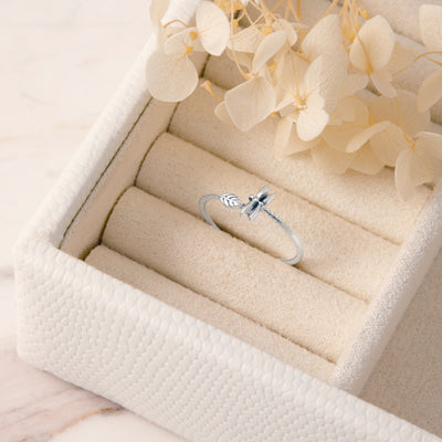 Dainty Dragonfly Ring