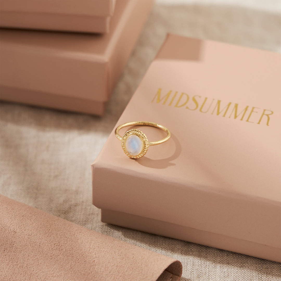 Meridian Moonstone Ring Gold
