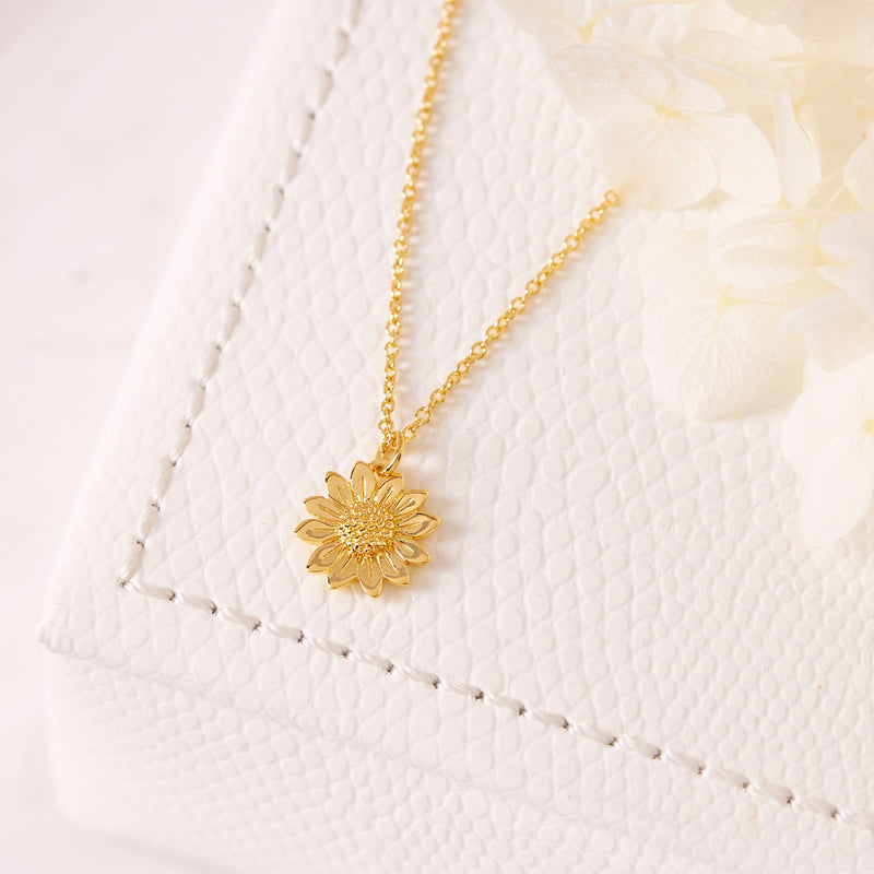 Blossoming Sunflower Necklace Gold
