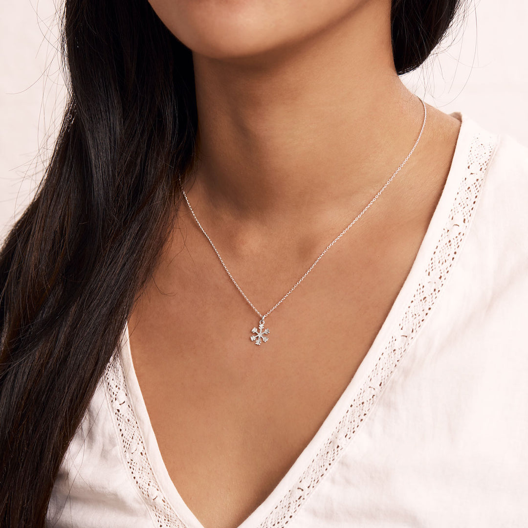 Katiyana Snowflake Necklace