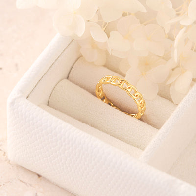 Chained Ring Gold