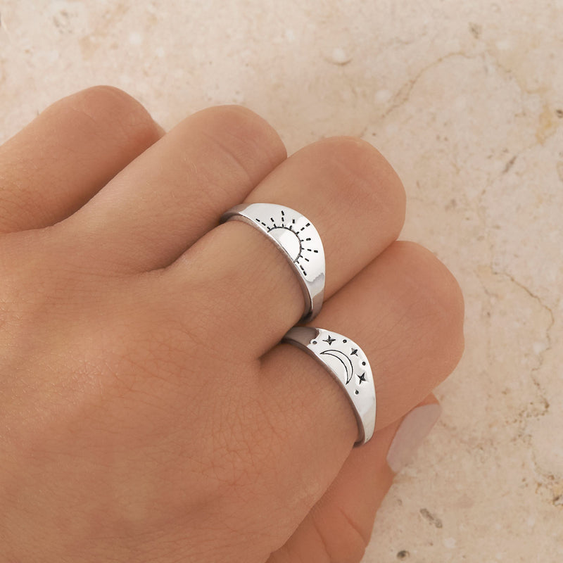Celestial Duality Curved Ring Set