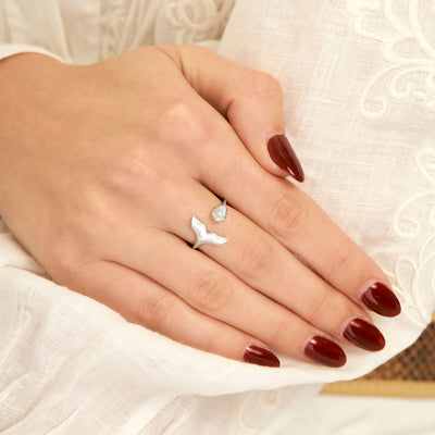 Whale Tail Moonstone Ring