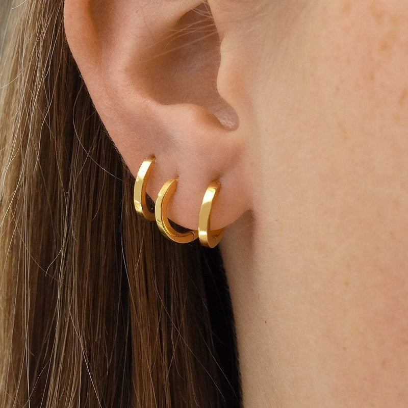 Midsummer Star Earrings Gold Huggie