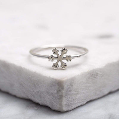 Midsummer Star Ring Katiyana Snowflake Ring