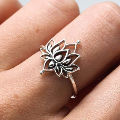 Midsummer Star Ring White Lotus Ring